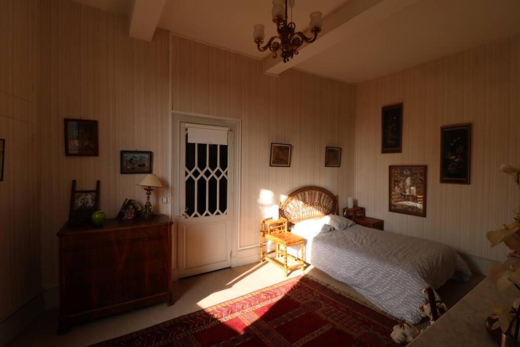 Ancien Presbytere Au Coeur Du Village Mauvezin  Bagian luar foto